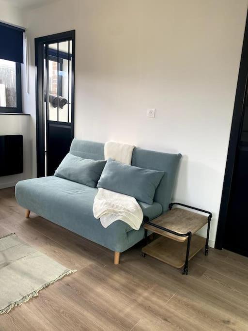 Entre Ville Et Campagne Appartement Cosy Avec Parking Et Terrasse Wood Coutiches Esterno foto