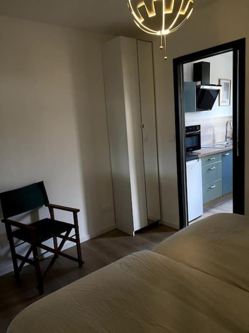 Entre Ville Et Campagne Appartement Cosy Avec Parking Et Terrasse Wood Coutiches Esterno foto